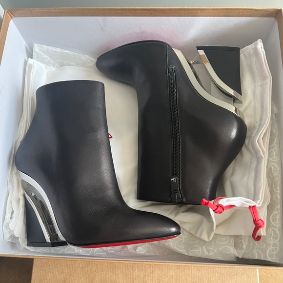 Christian Louboutin Leviti Bootie size 35.5 - Picture 8 of 9